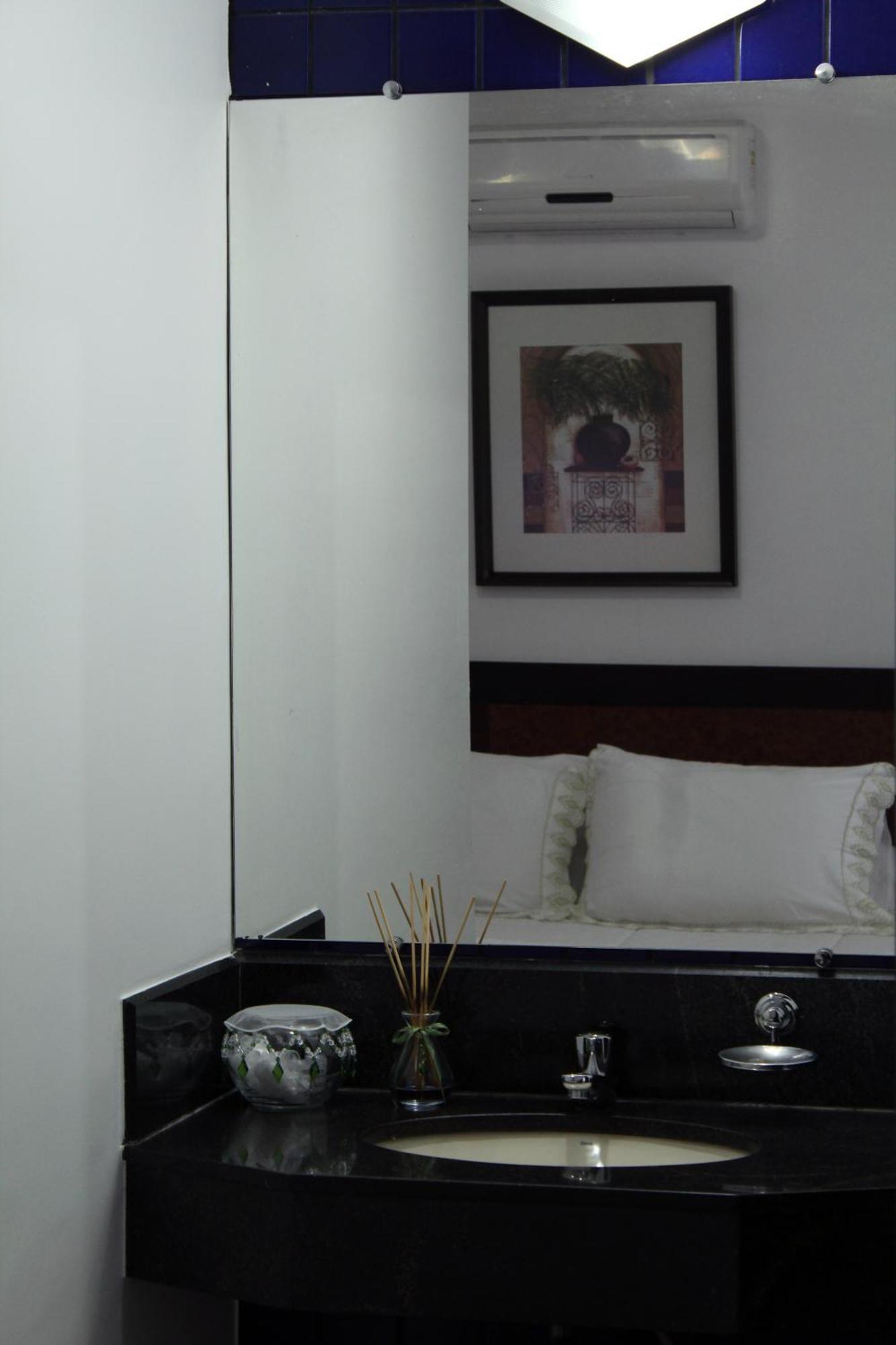 Hotel Dom Henrique Timoteo Bagian luar foto