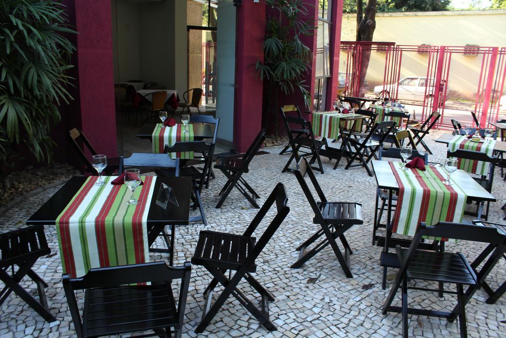 Hotel Dom Henrique Timoteo Bagian luar foto