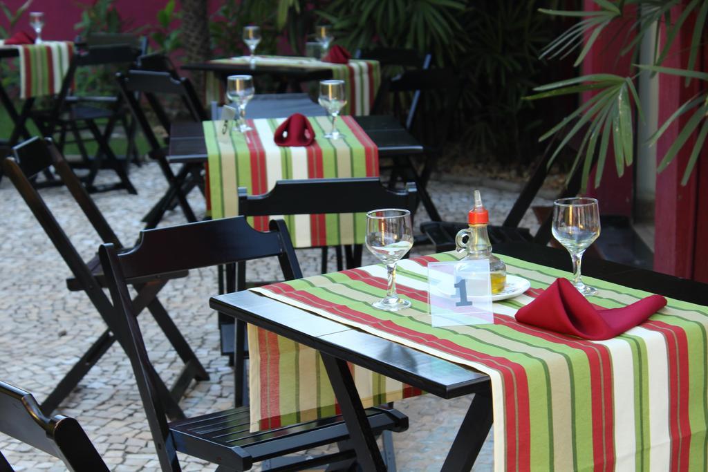 Hotel Dom Henrique Timoteo Bagian luar foto