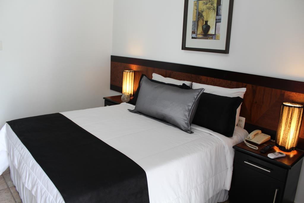 Hotel Dom Henrique Timoteo Bagian luar foto