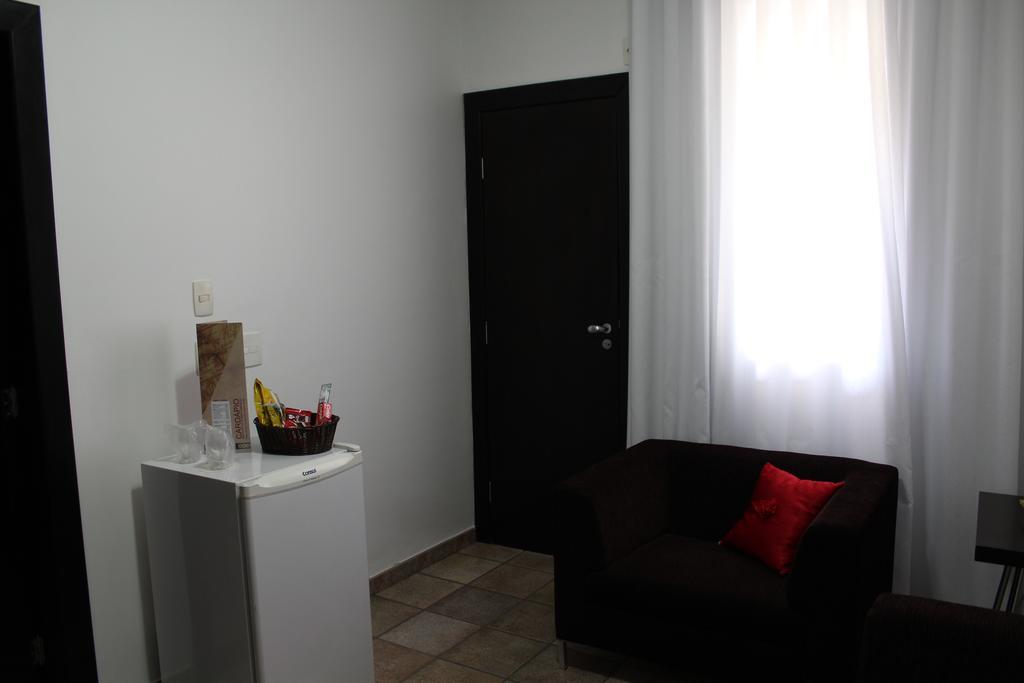 Hotel Dom Henrique Timoteo Bagian luar foto