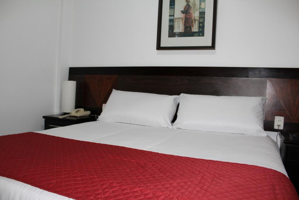 Hotel Dom Henrique Timoteo Bagian luar foto