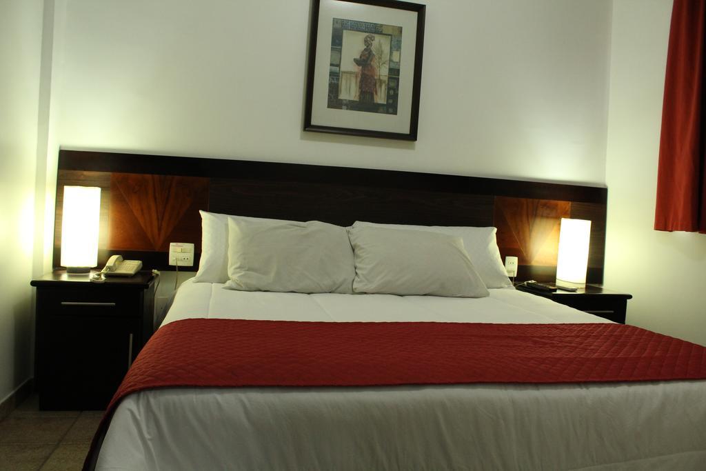 Hotel Dom Henrique Timoteo Bagian luar foto