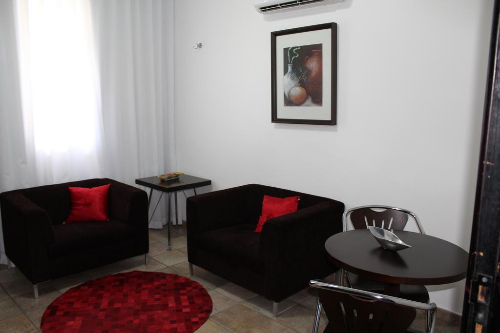Hotel Dom Henrique Timoteo Bagian luar foto