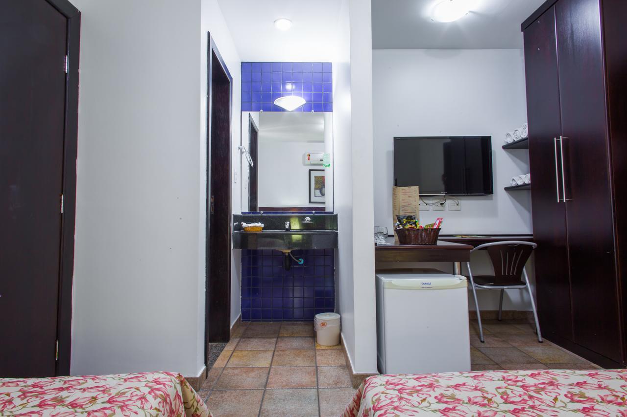 Hotel Dom Henrique Timoteo Bagian luar foto